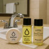 Lot de 3x125 Produits d’Accueil gel douche 40 ml Amande, shampoing 30 ml orange amère, Savon 30 g Orange Amère pour pro, airbnb
