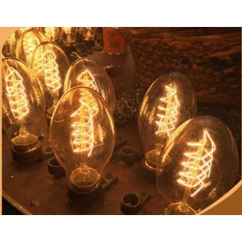 Vintage Lampe Edison E27 BT55 40W Glühbirne, Filamente