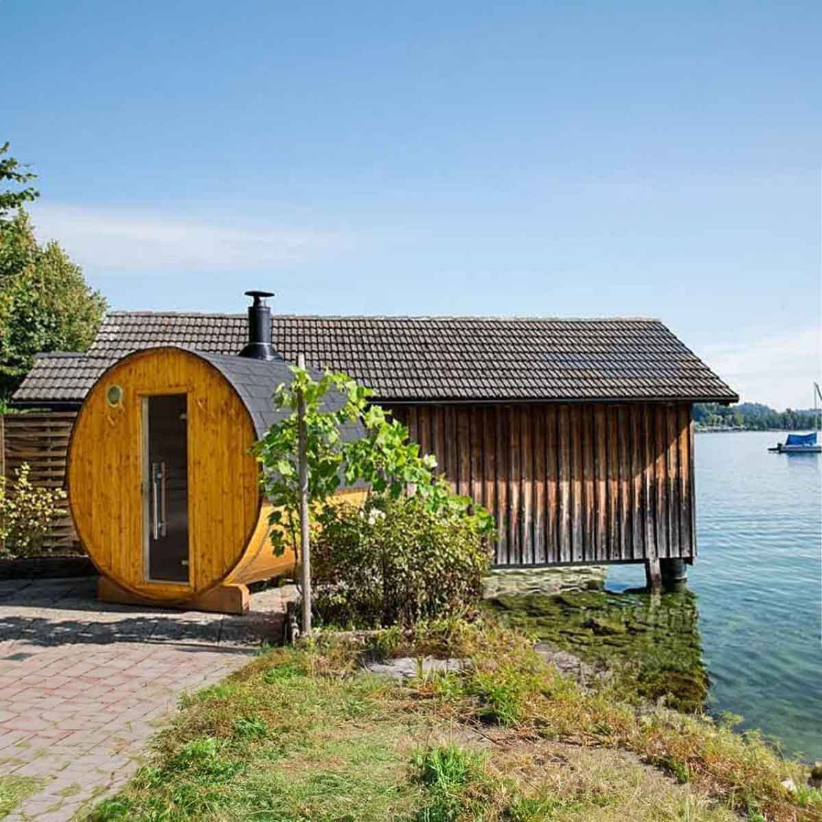 Sauna extérieur Harvia type tonneau avec poêle à bois 180 cm (L) x 220 cm (diamètre)
